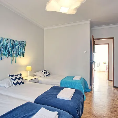 Apollonia 3 By Interhome Appartement Lissabon